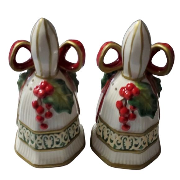 Fritz and Floyd 2004c handcrafted Christmas Bells salt and pepper shakers - Picture 3 of 4